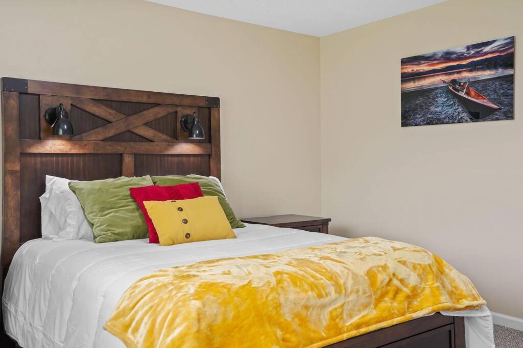 Remodeled, Charming Retreat On The City's Doorstep Сasa de vacaciones *